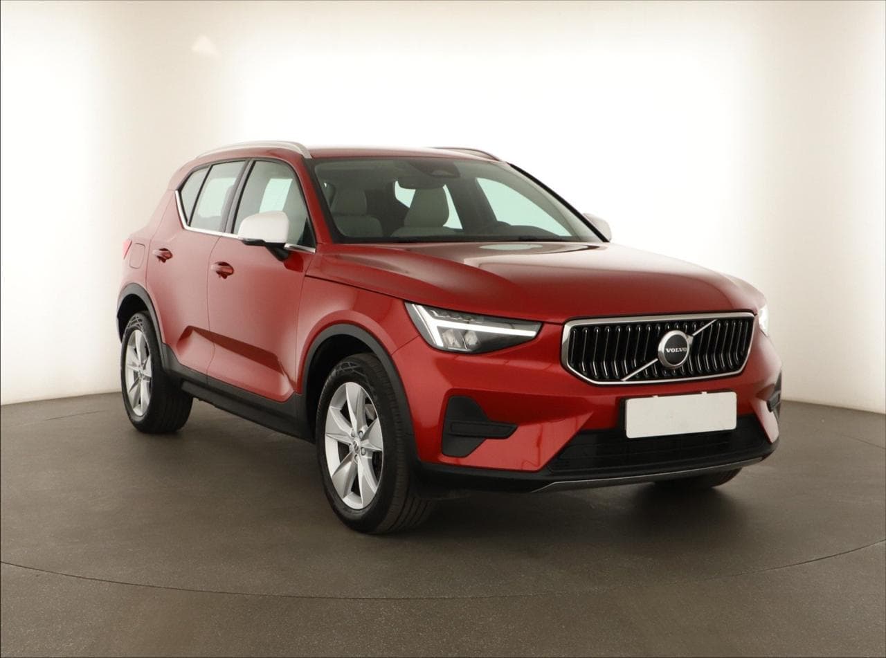 2022 Volvo XC40