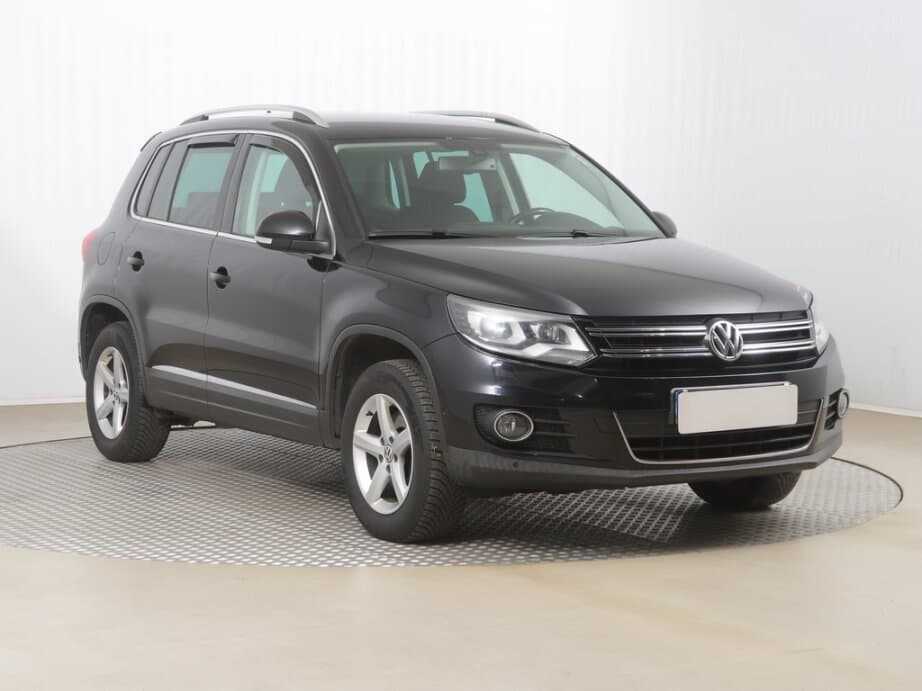 2012 Volkswagen TIGUAN