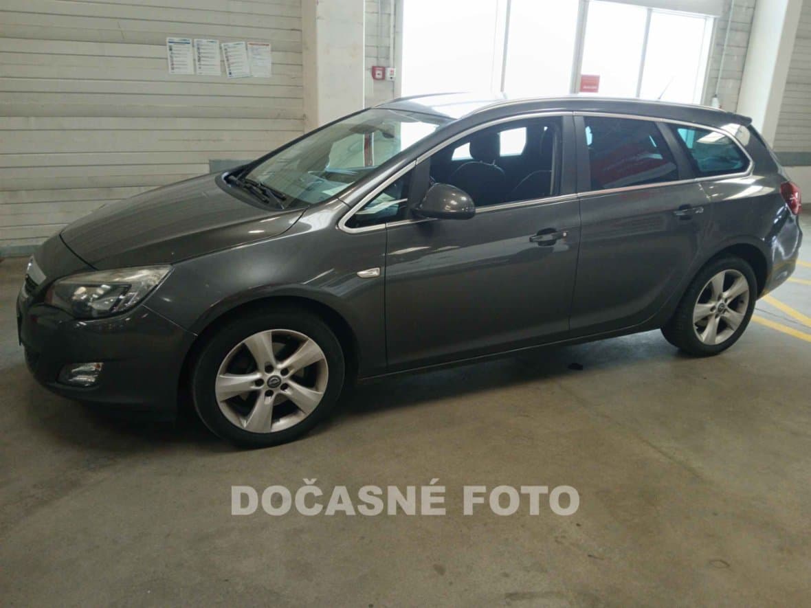 2011 Opel ASTRA