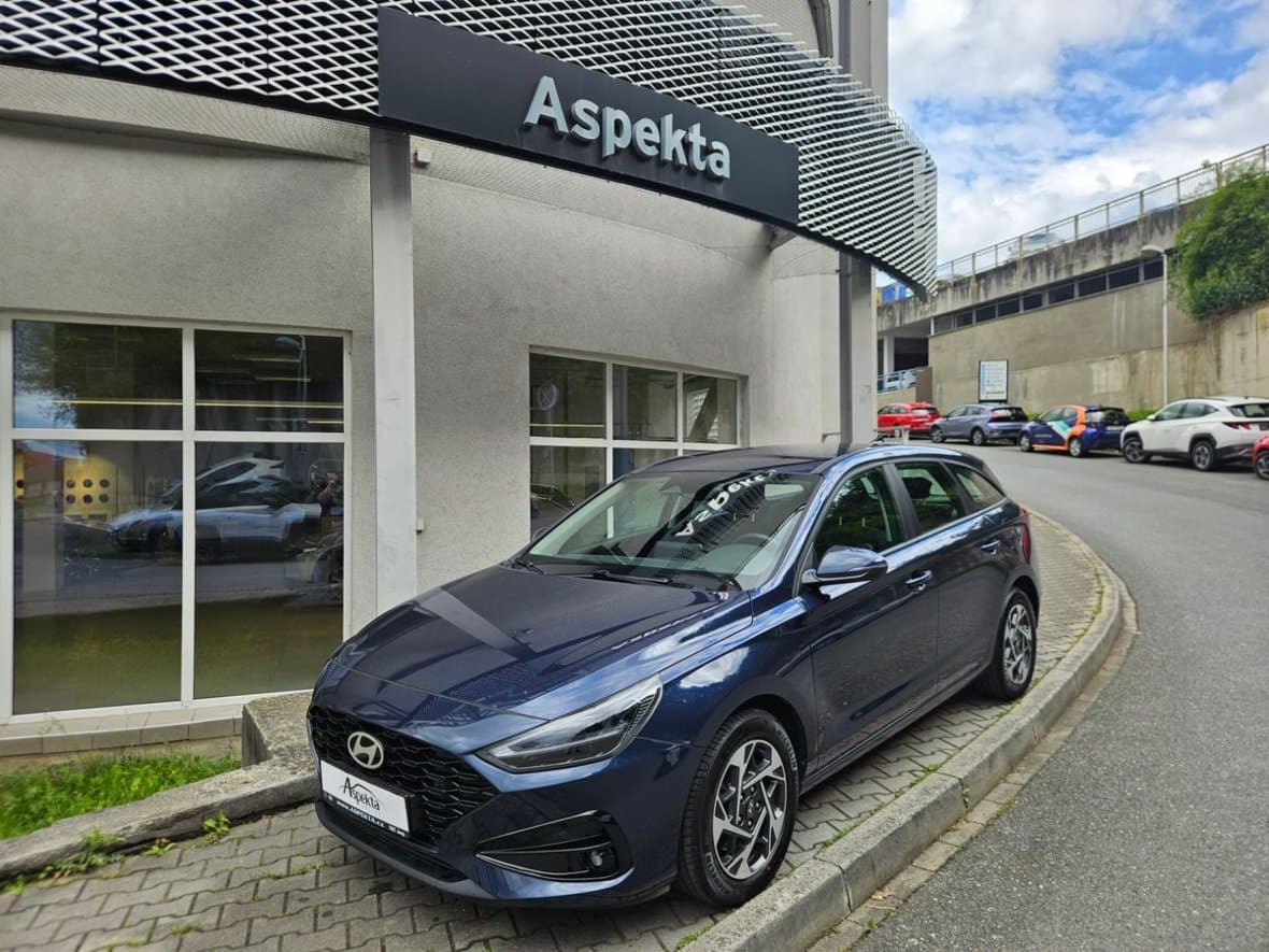 2025 Hyundai i30