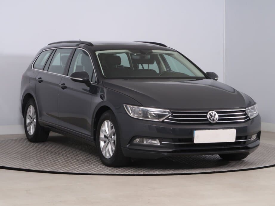 2015 Volkswagen PASSAT