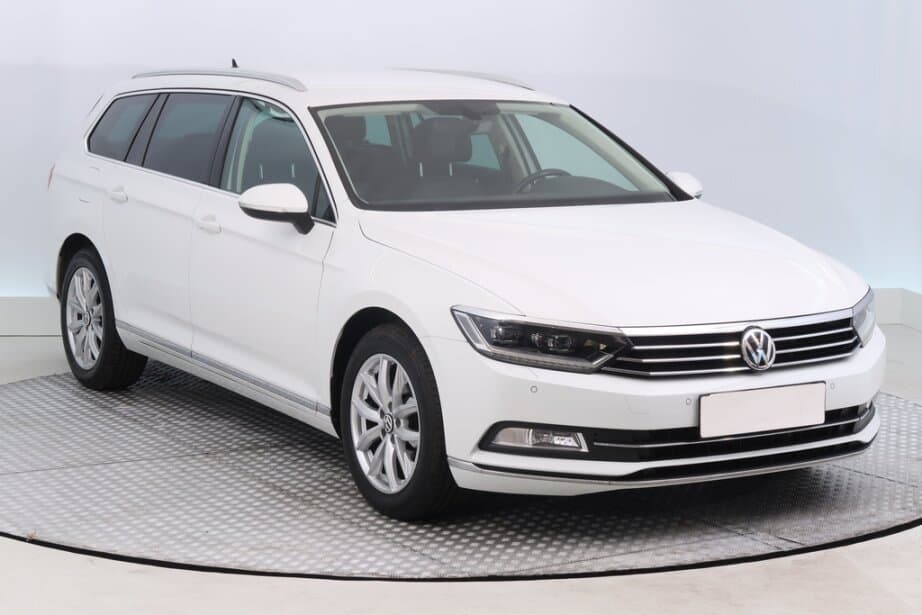 2017 Volkswagen PASSAT