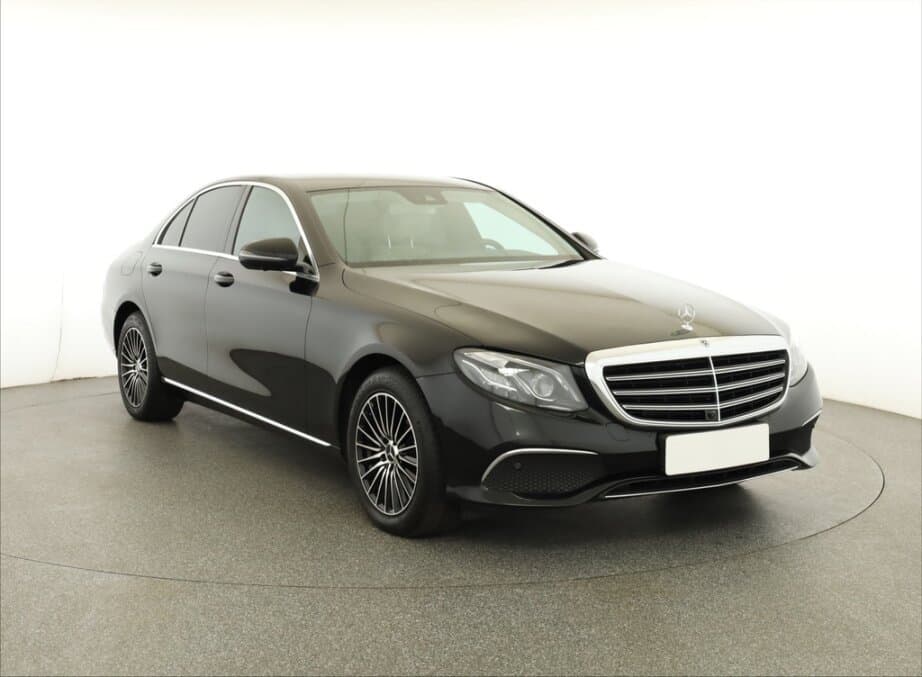 2018 Mercedes-Benz E-CLASS