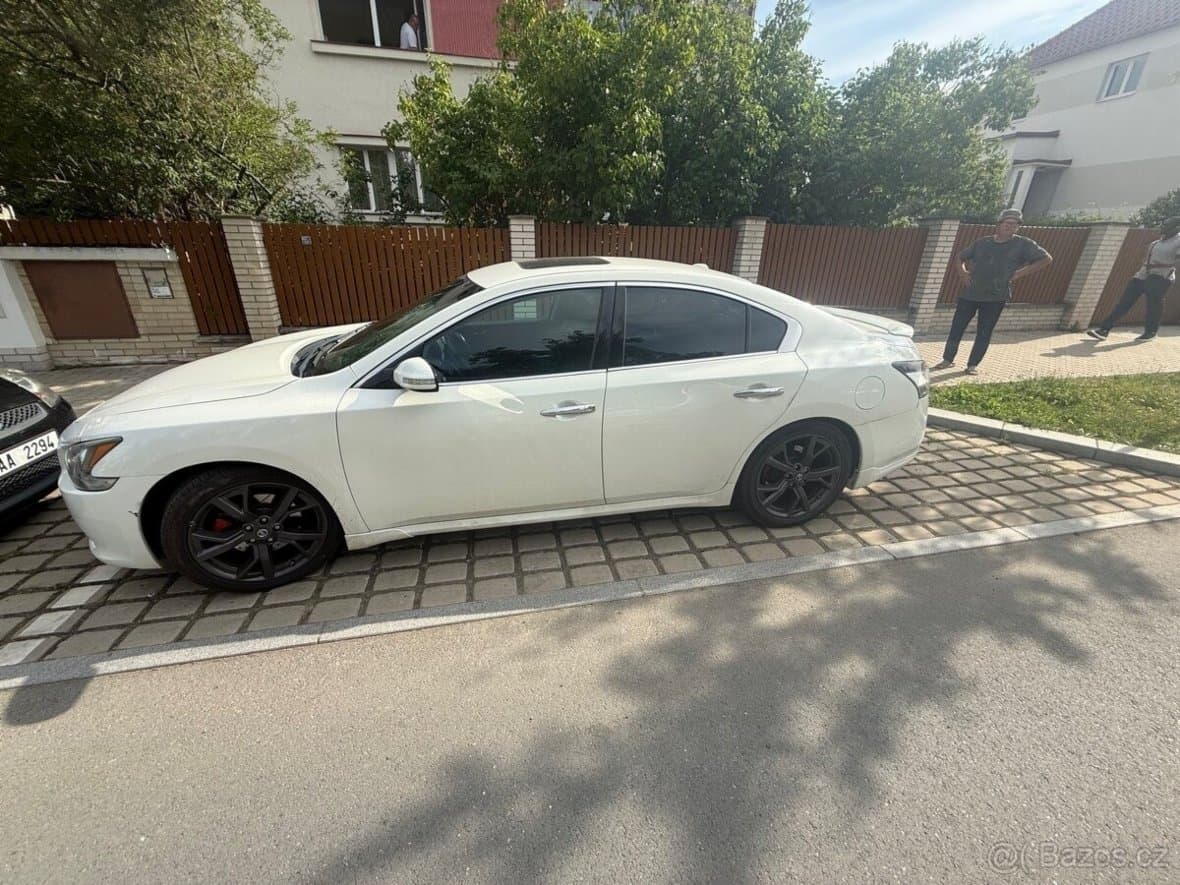 2014 Nissan MAXIMA