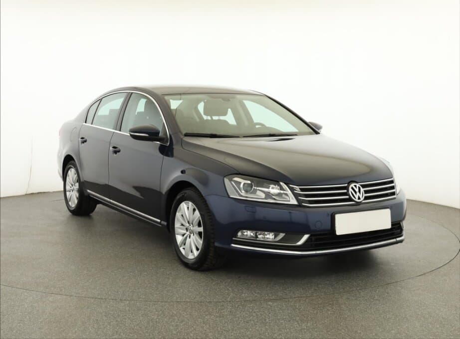2013 Volkswagen PASSAT