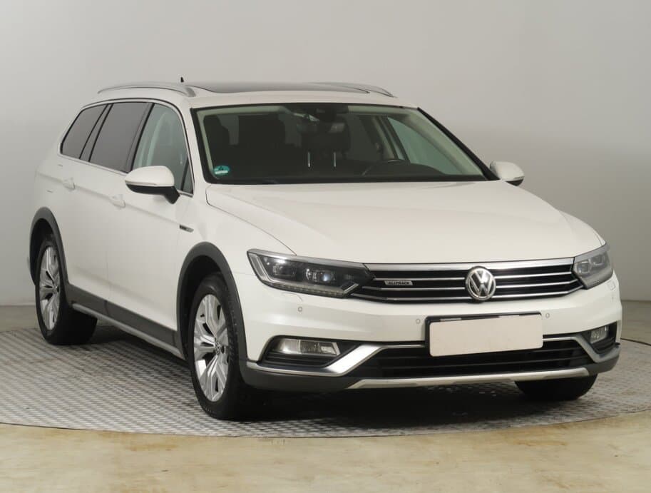 2015 Volkswagen PASSAT