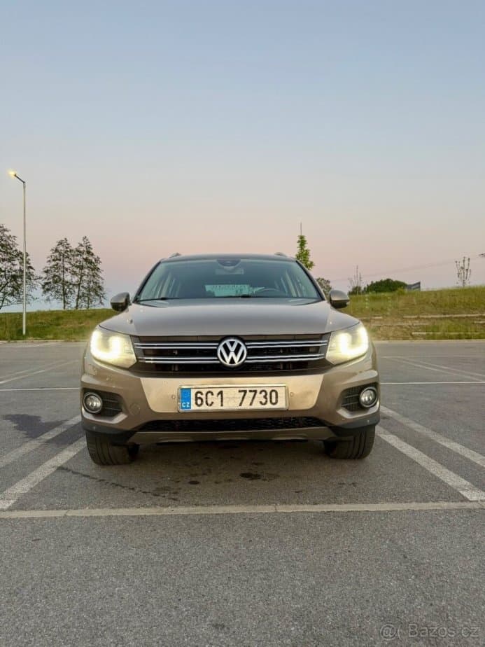 2012 Volkswagen TIGUAN