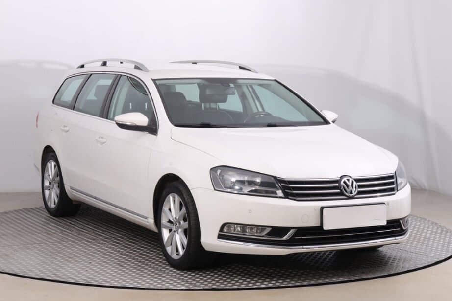 2011 Volkswagen PASSAT