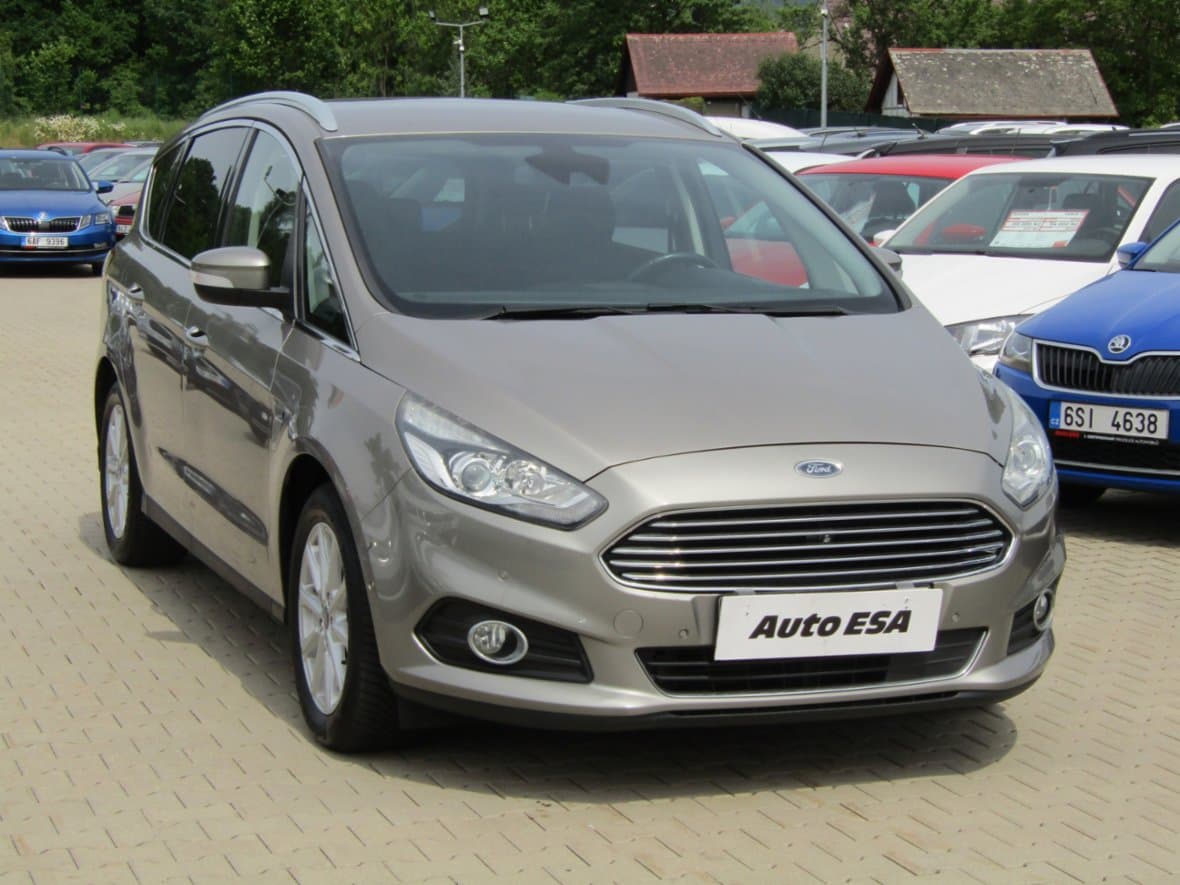 2017 Ford S-MAX