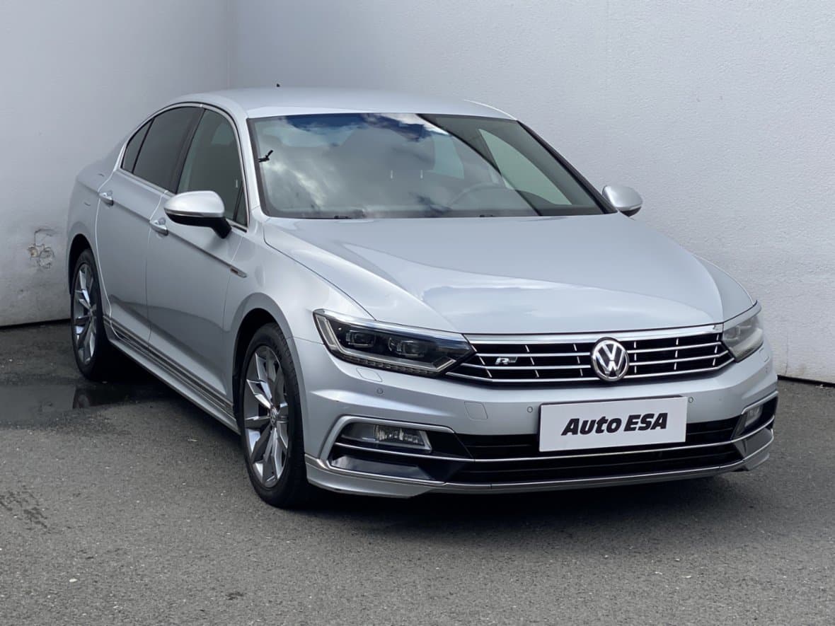 2016 Volkswagen PASSAT