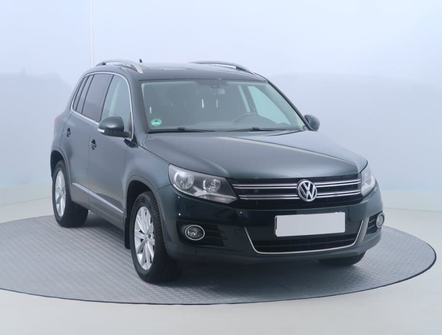 2012 Volkswagen TIGUAN
