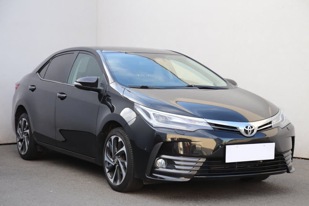 2018 Toyota COROLLA
