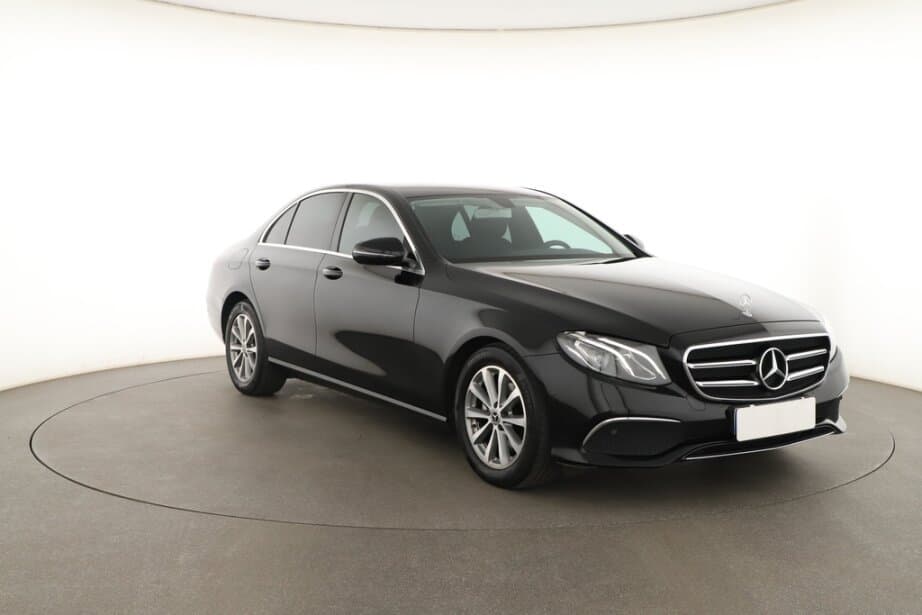 2021 Mercedes-Benz E-CLASS