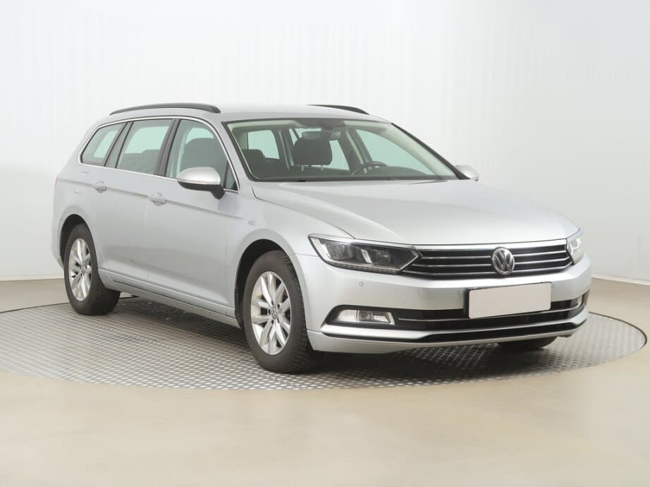 2018 Volkswagen PASSAT