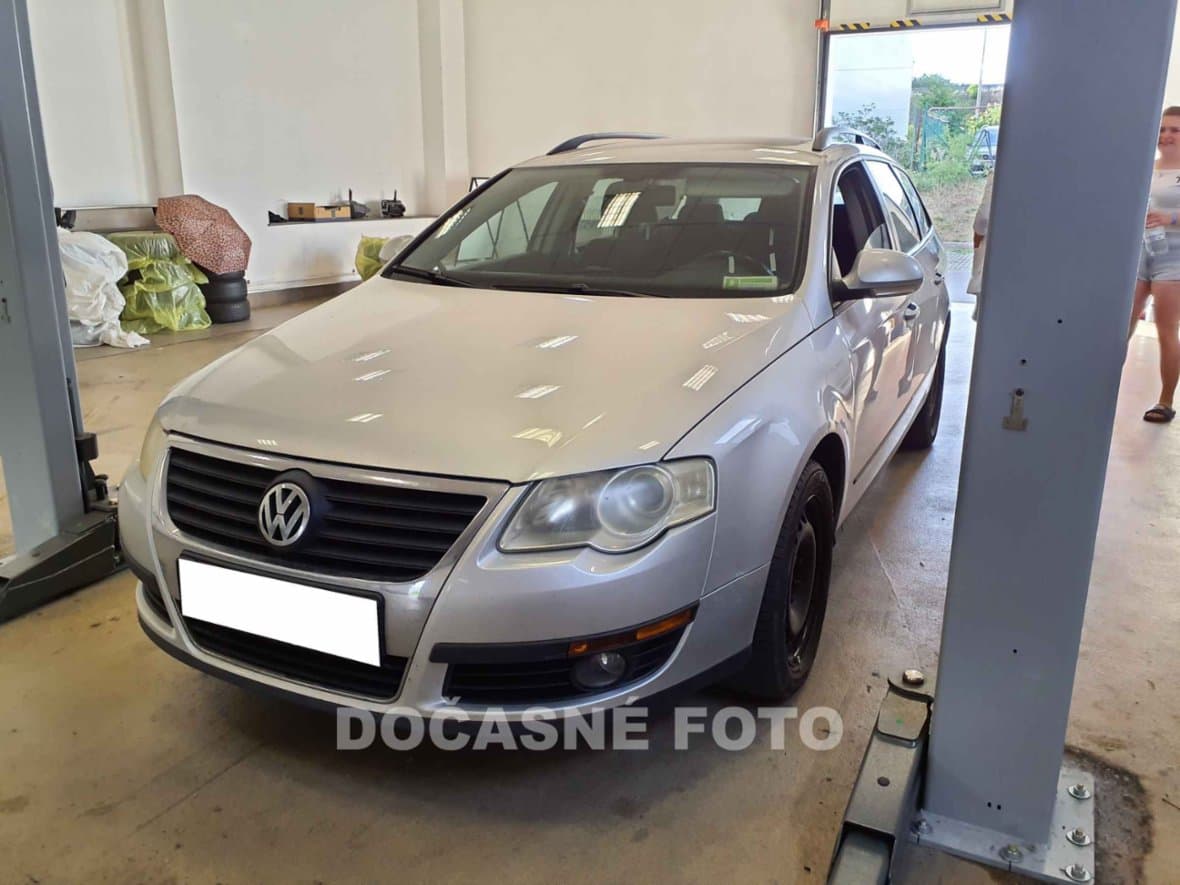 2008 Volkswagen PASSAT