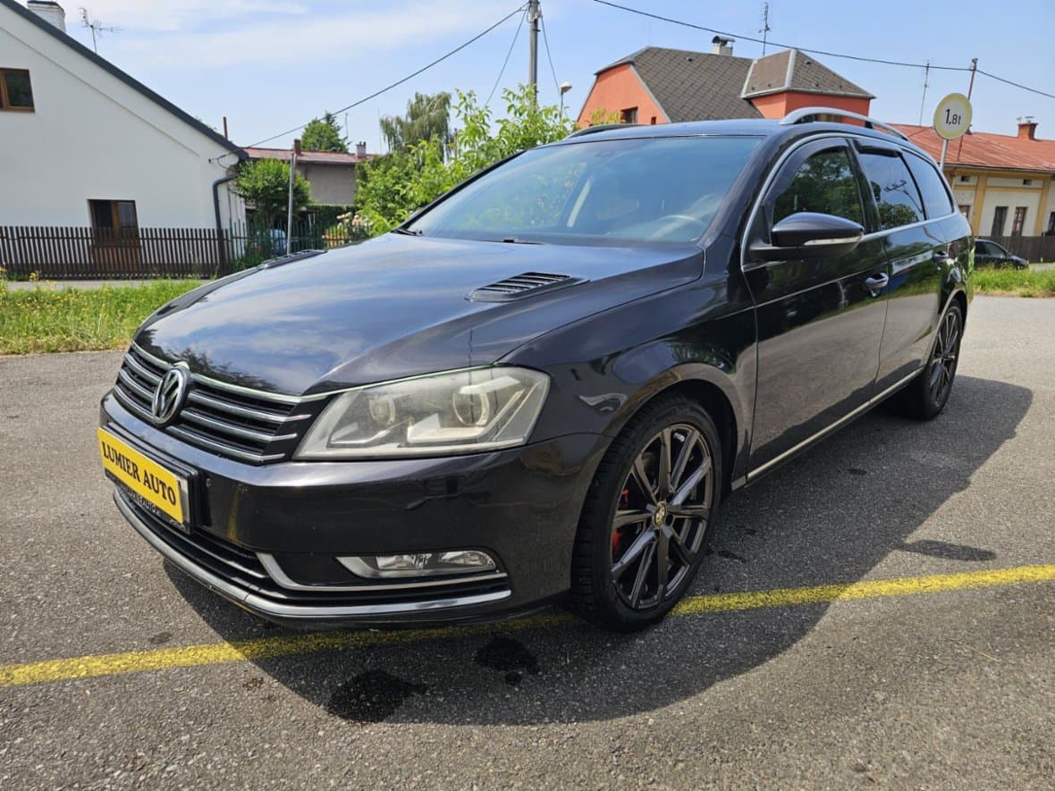 2011 Volkswagen PASSAT
