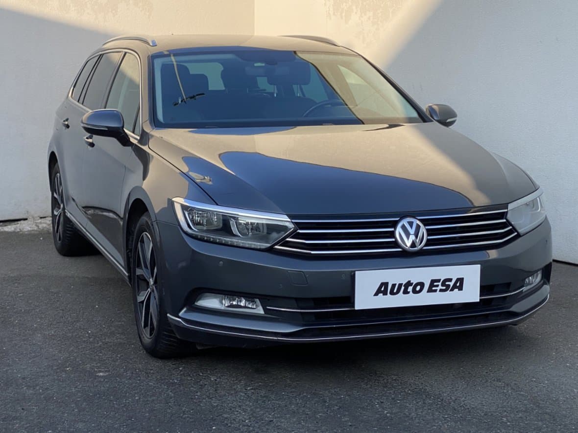 2016 Volkswagen PASSAT