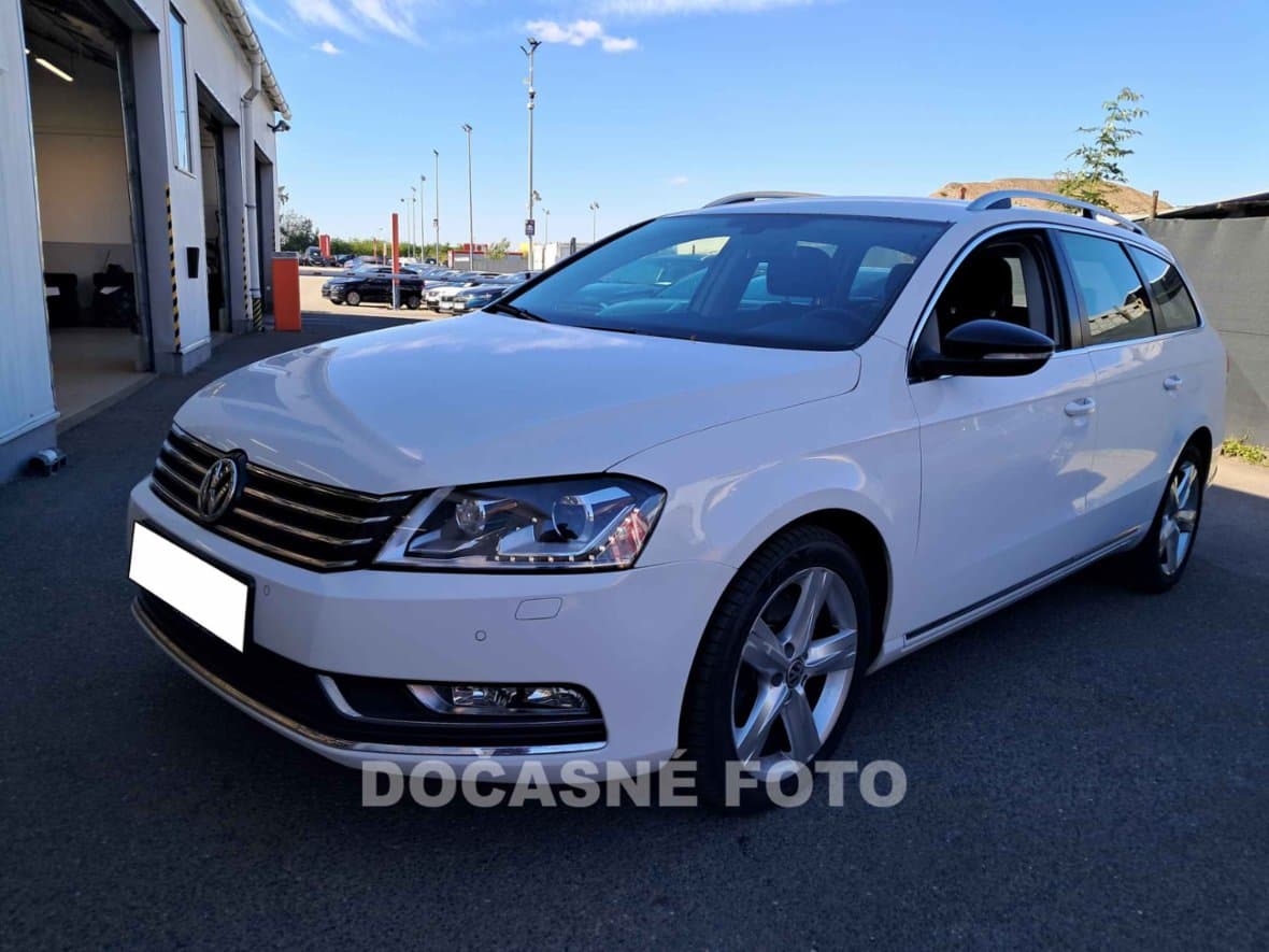2014 Volkswagen PASSAT