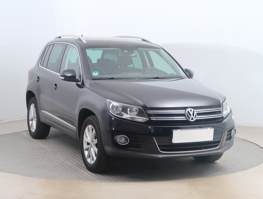 2012 Volkswagen TIGUAN