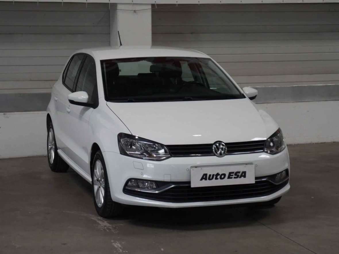 2016 Volkswagen POLO