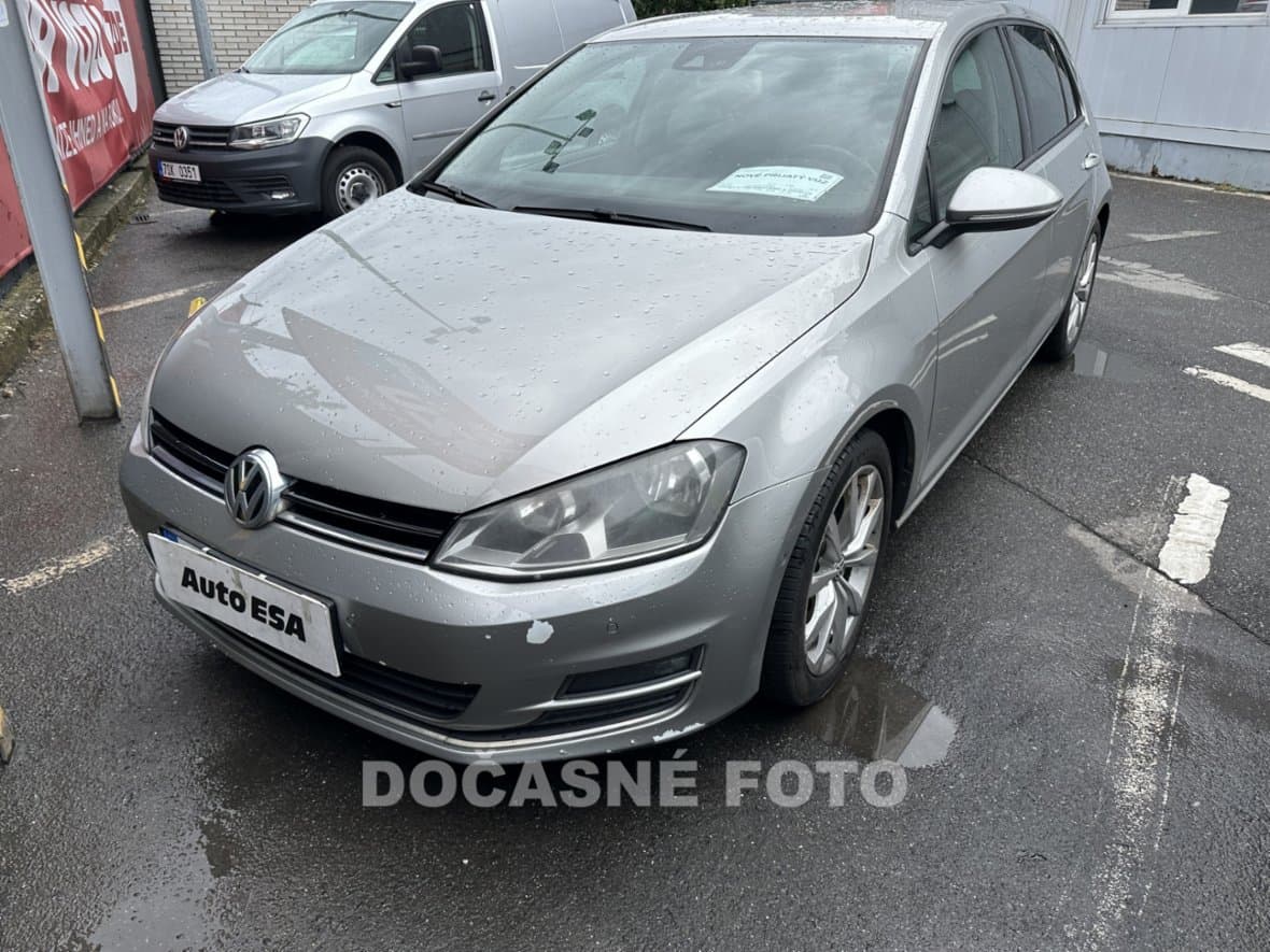 2014 Volkswagen GOLF