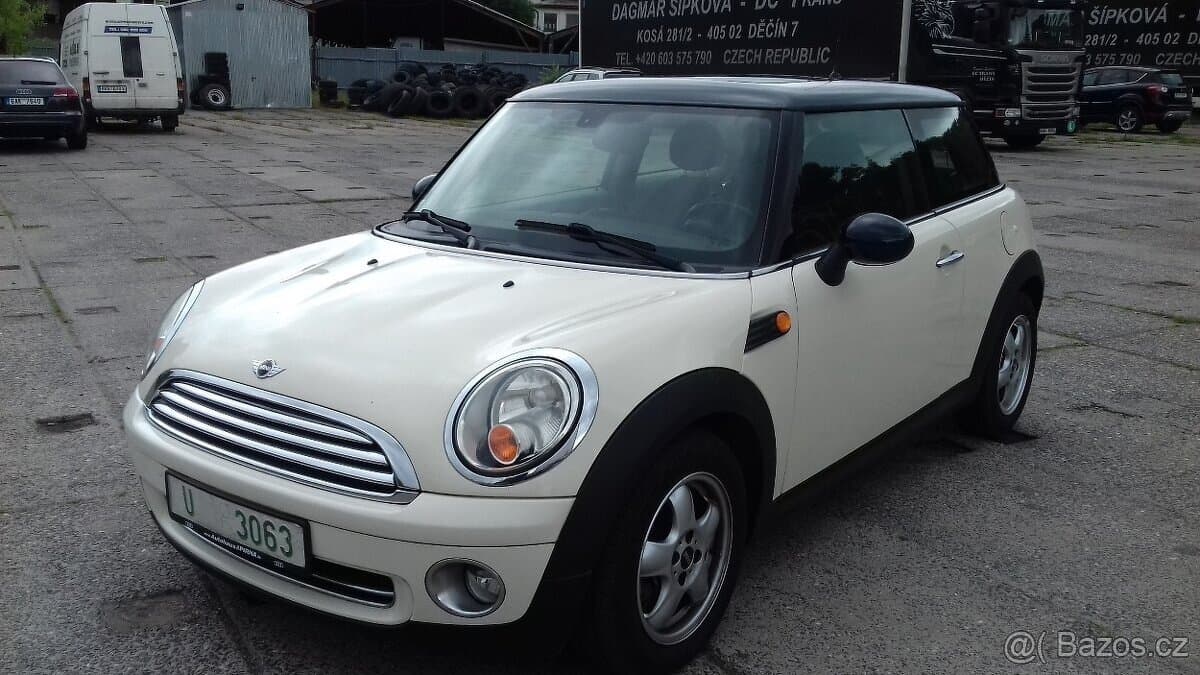 2009 Mini COOPER