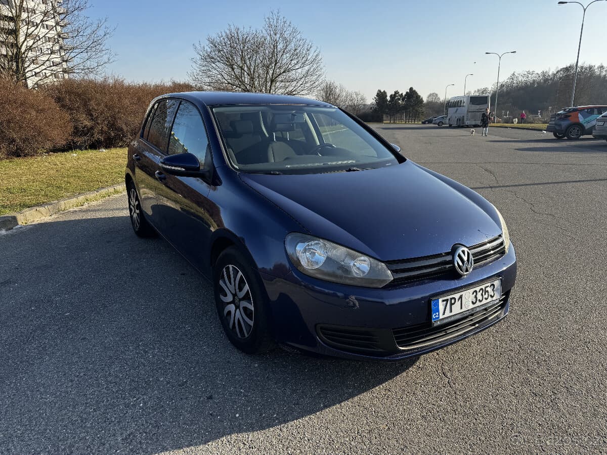 2010 Volkswagen GOLF