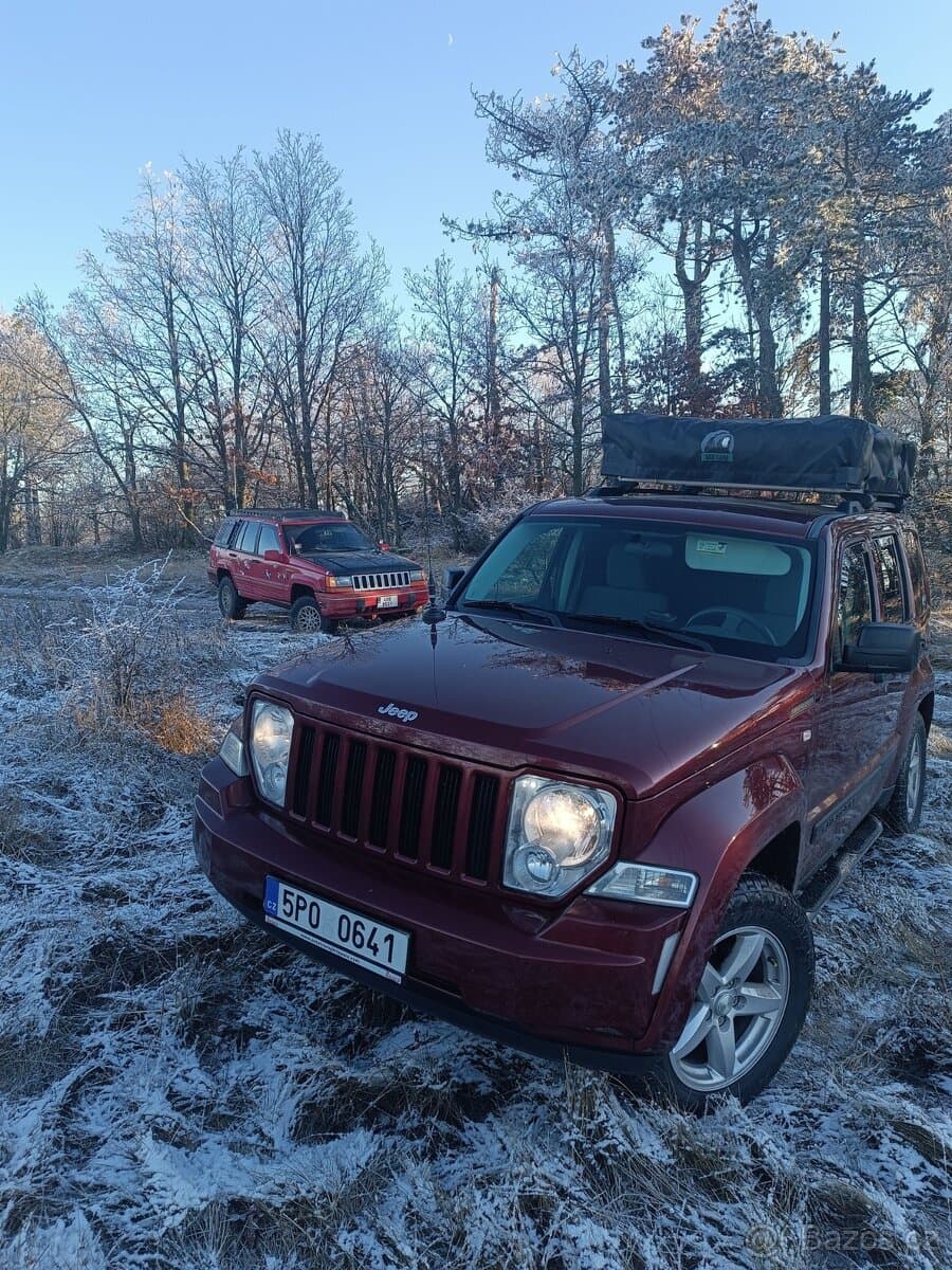2008 Jeep CHEROKEE