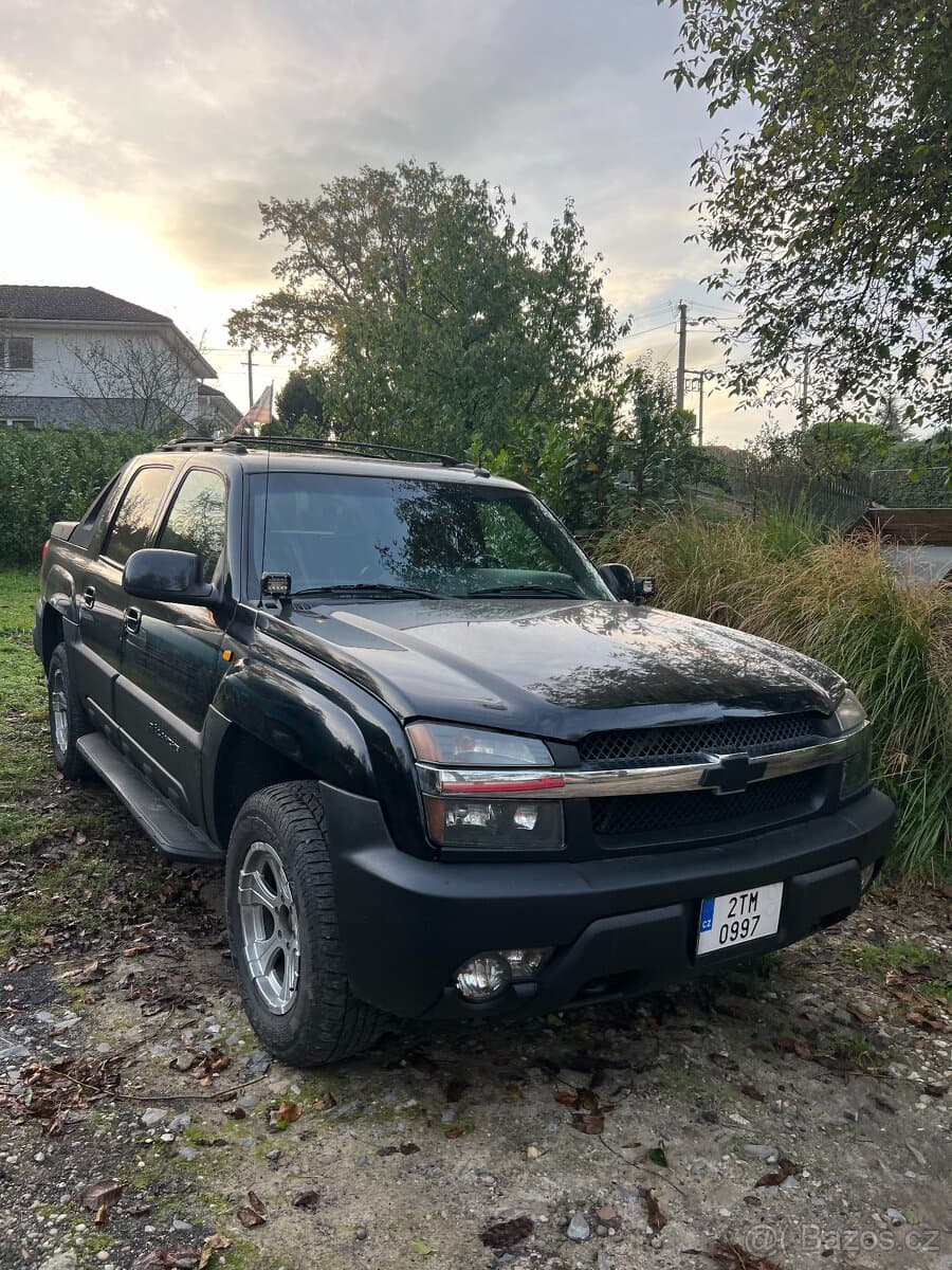 Chevrolet AVALANCHE