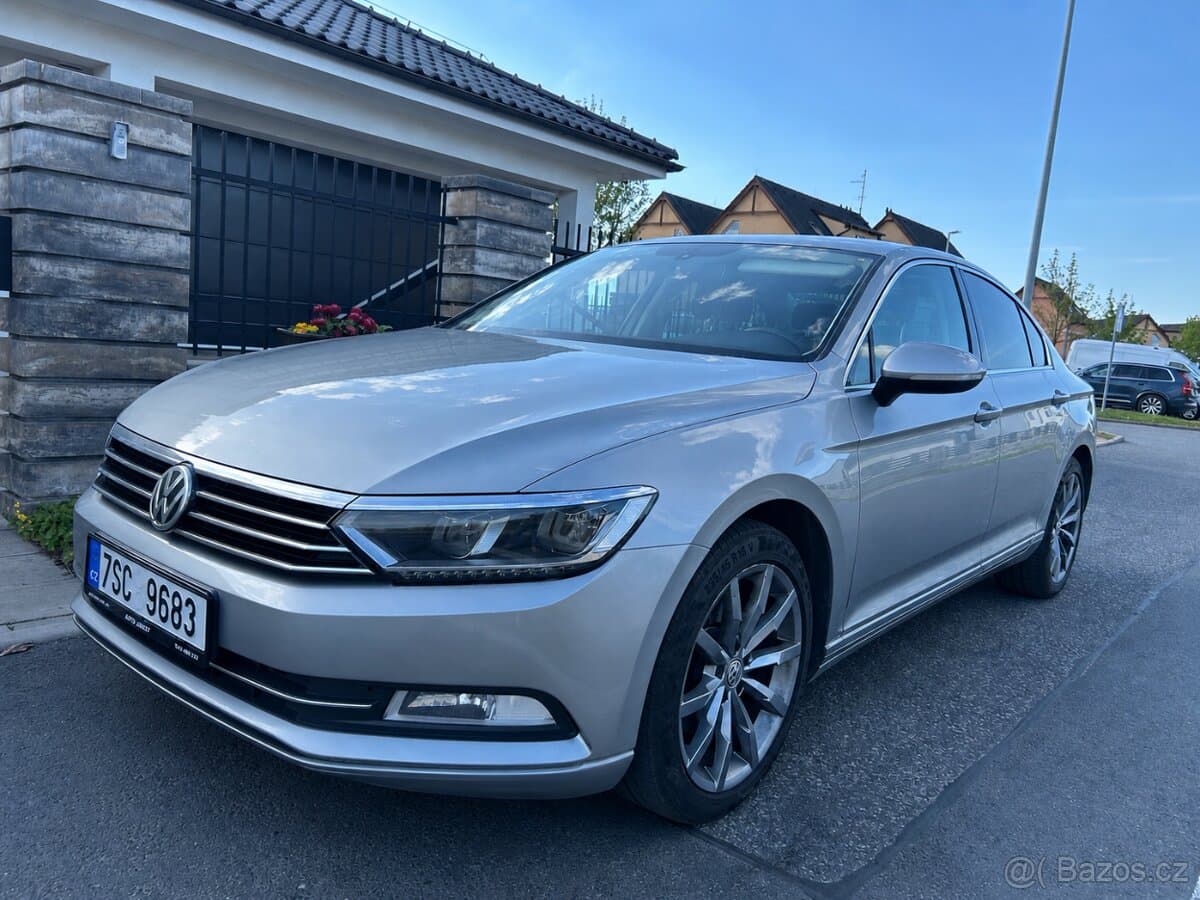 2017 Volkswagen PASSAT