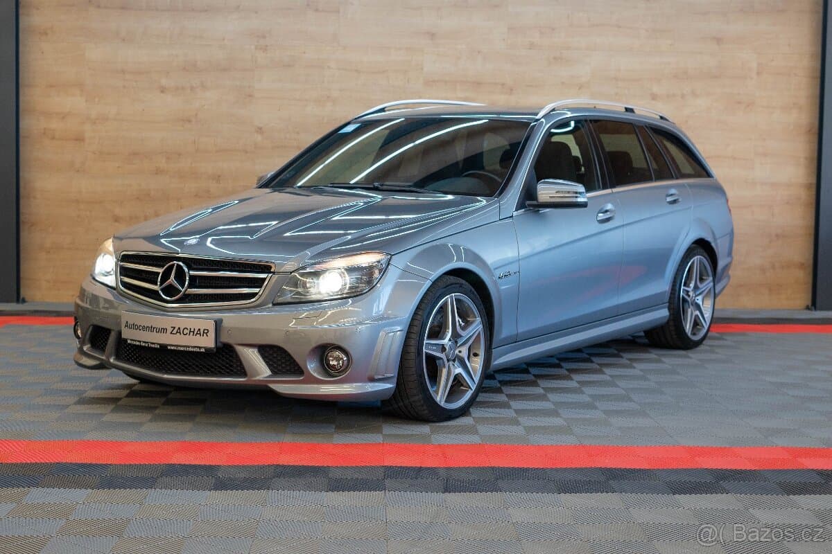 2010 Mercedes-Benz OSTATNÍ