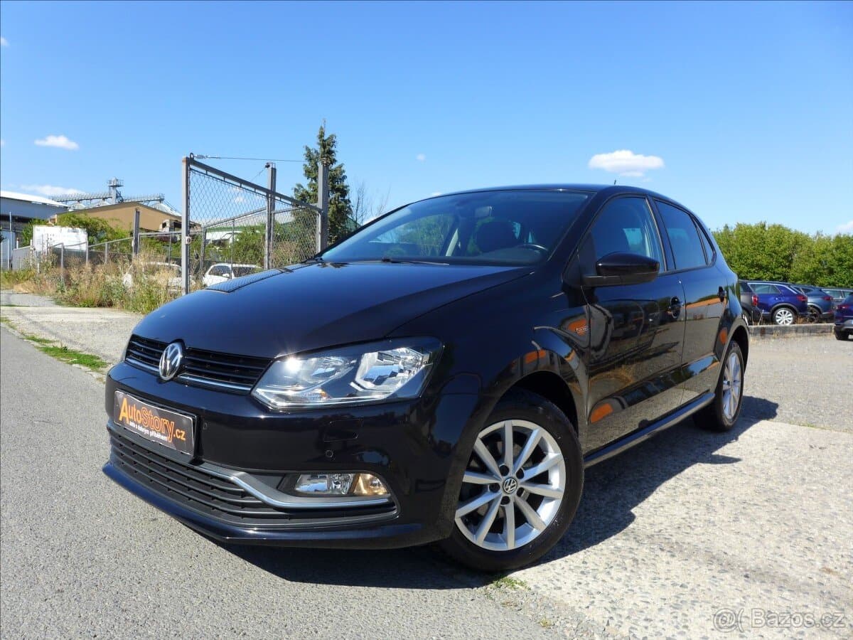 2015 Volkswagen POLO
