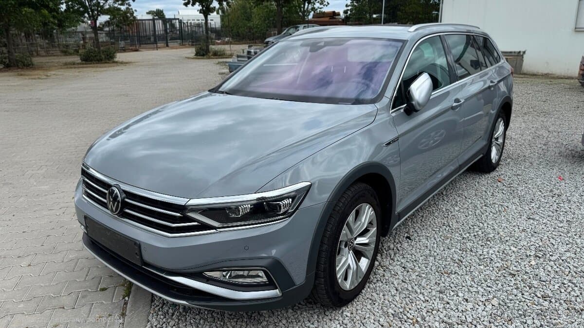 2023 Volkswagen PASSAT