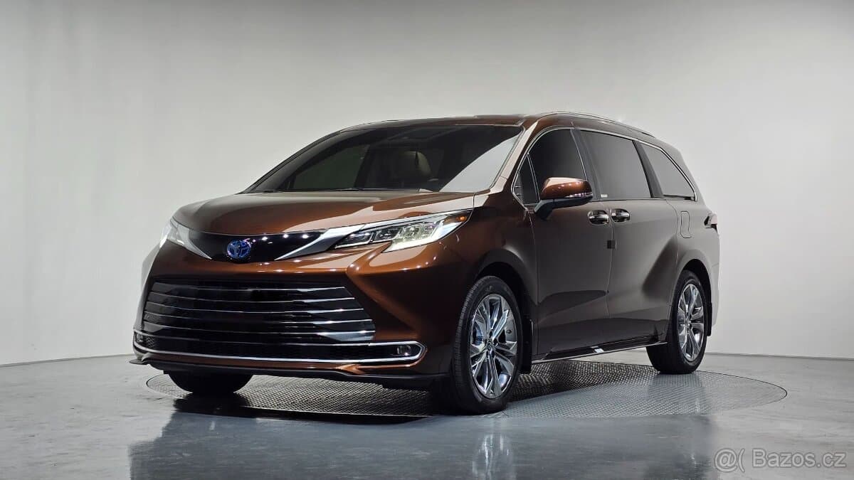2023 Toyota SIENNA