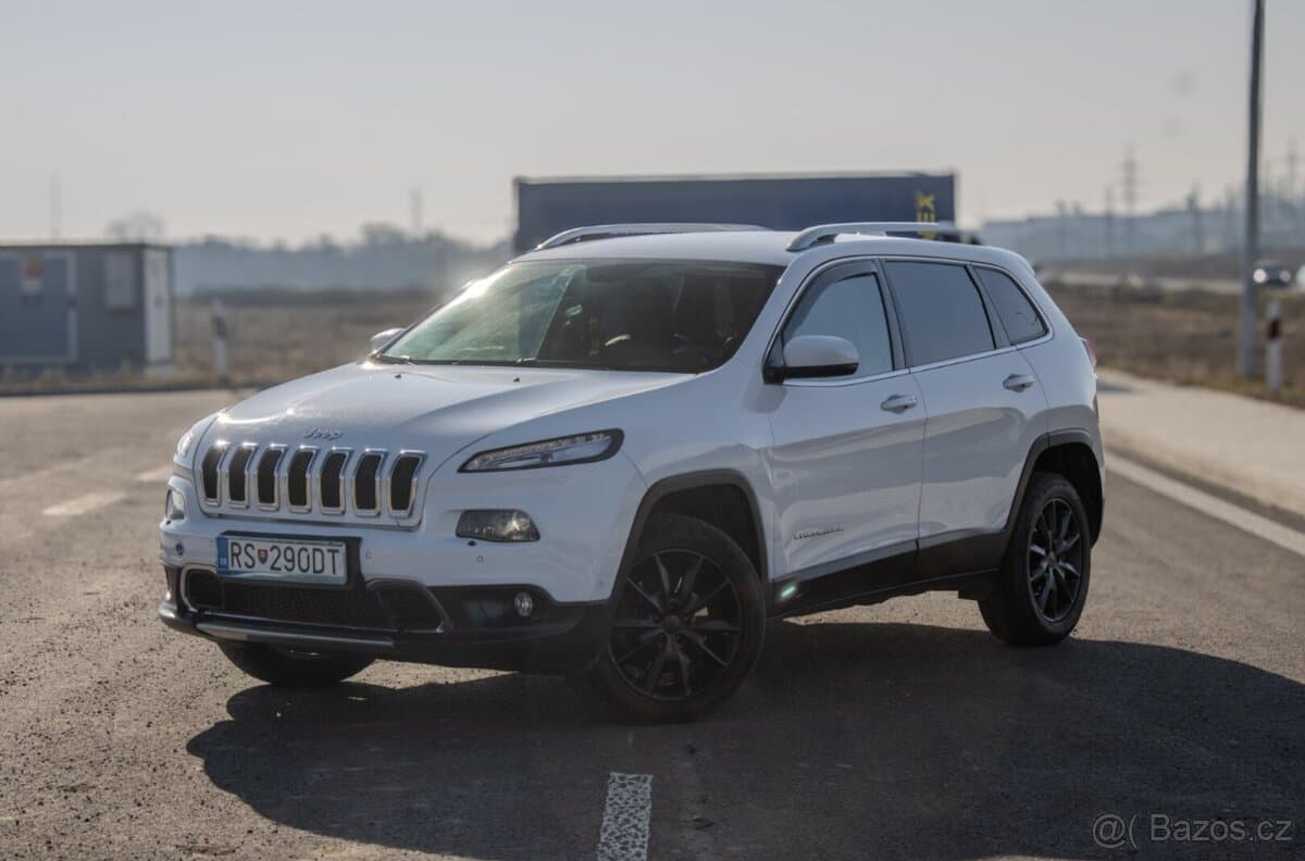 2017 Jeep CHEROKEE