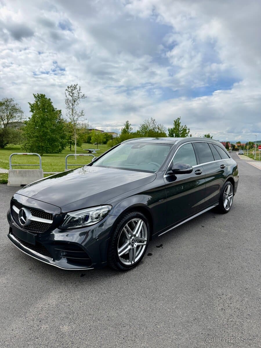 2020 Mercedes-Benz OSTATNÍ