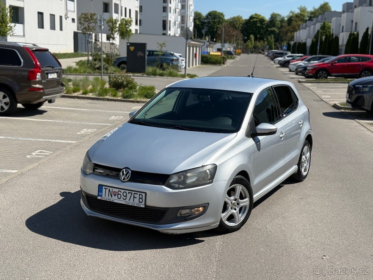 2011 Volkswagen POLO