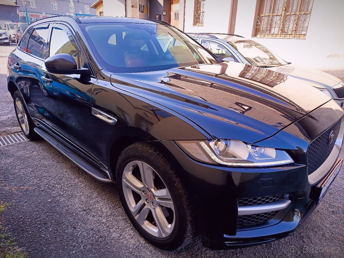 2016 Jaguar F-PACE