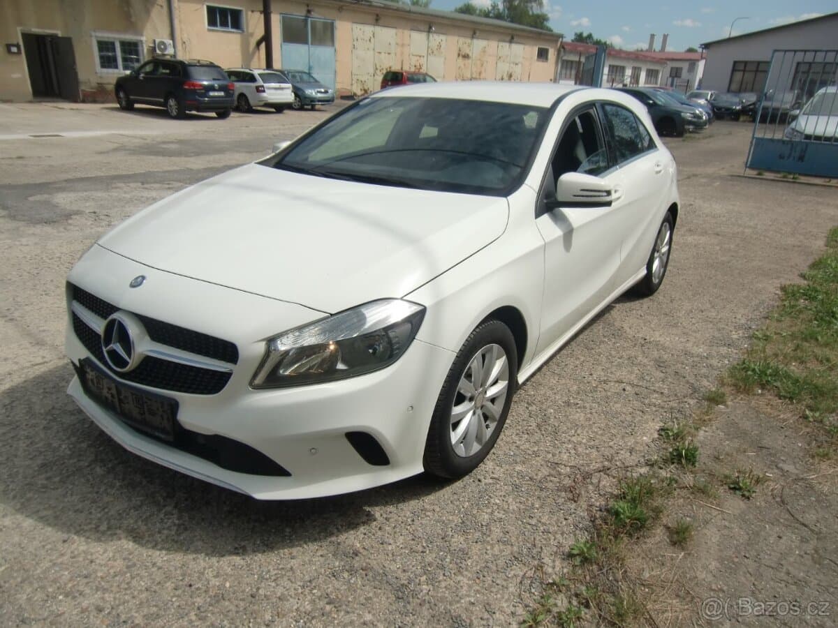 2016 Mercedes-Benz OSTATNÍ