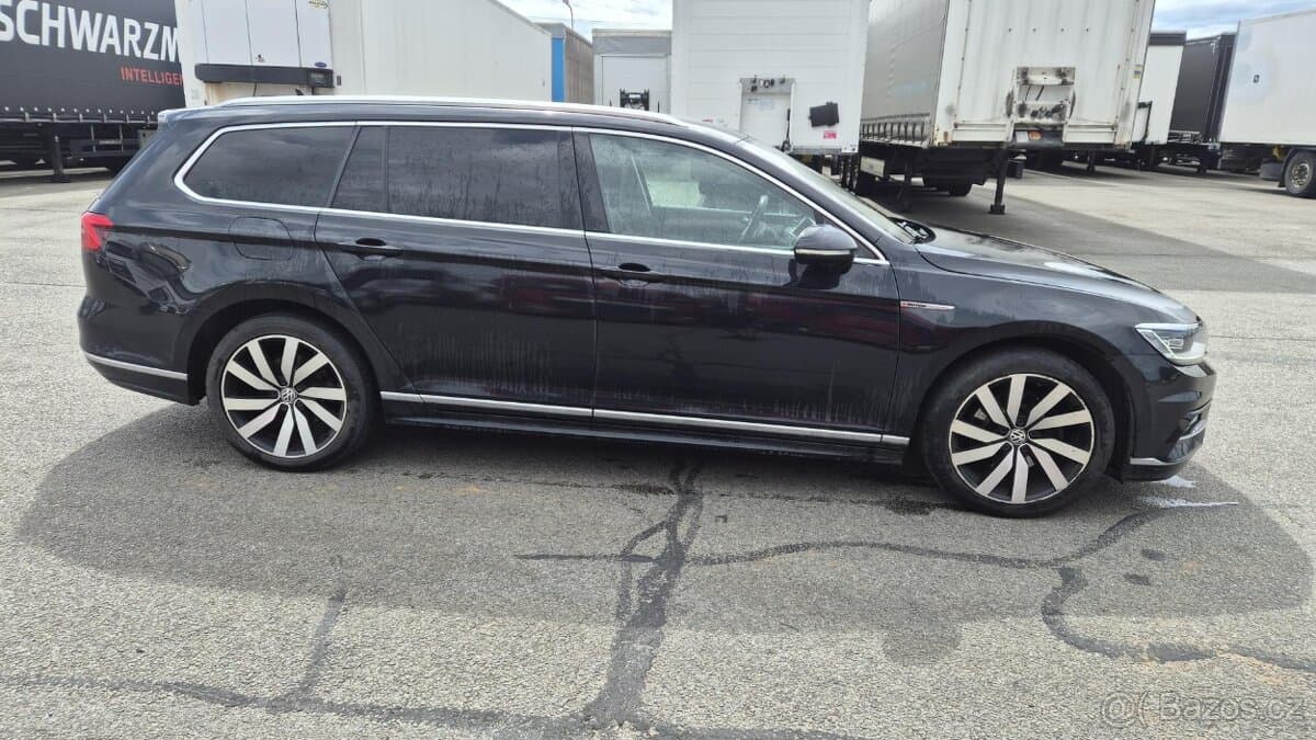 2018 Volkswagen PASSAT