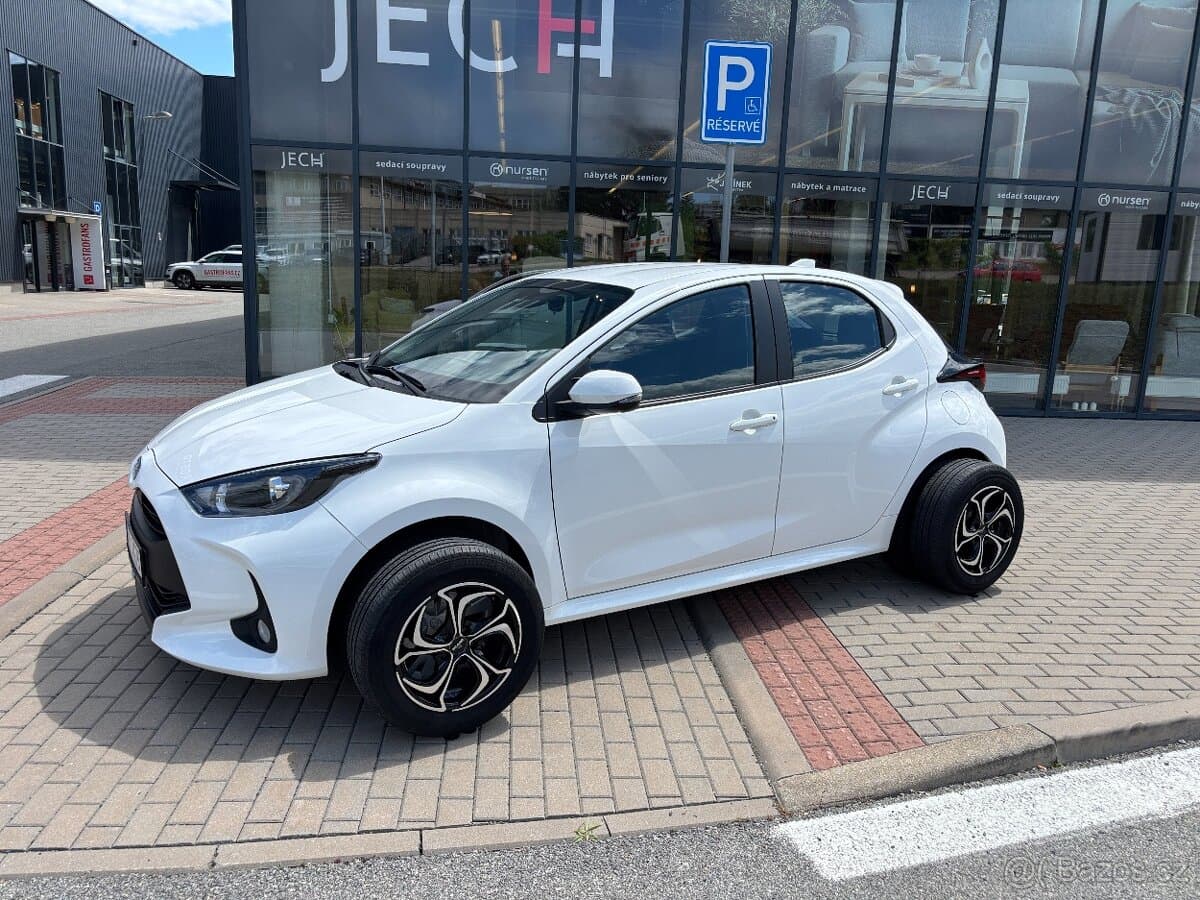 2023 Toyota YARIS