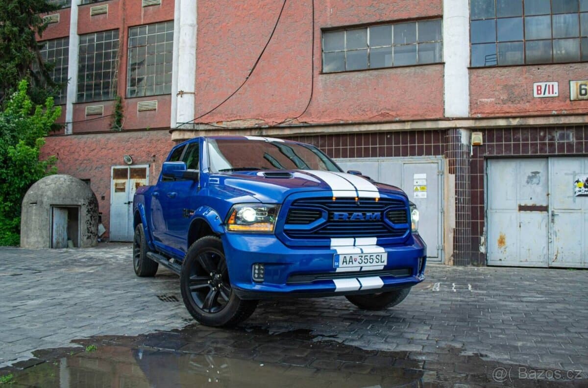 2017 Dodge OSTATNÍ