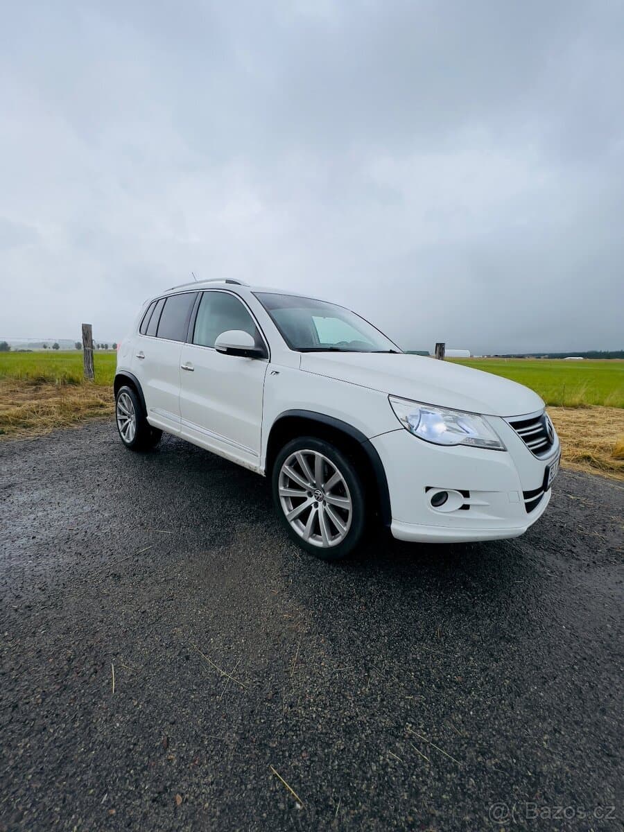 2010 Volkswagen TIGUAN