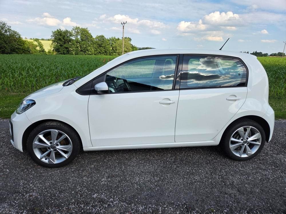 2016 Volkswagen UP!