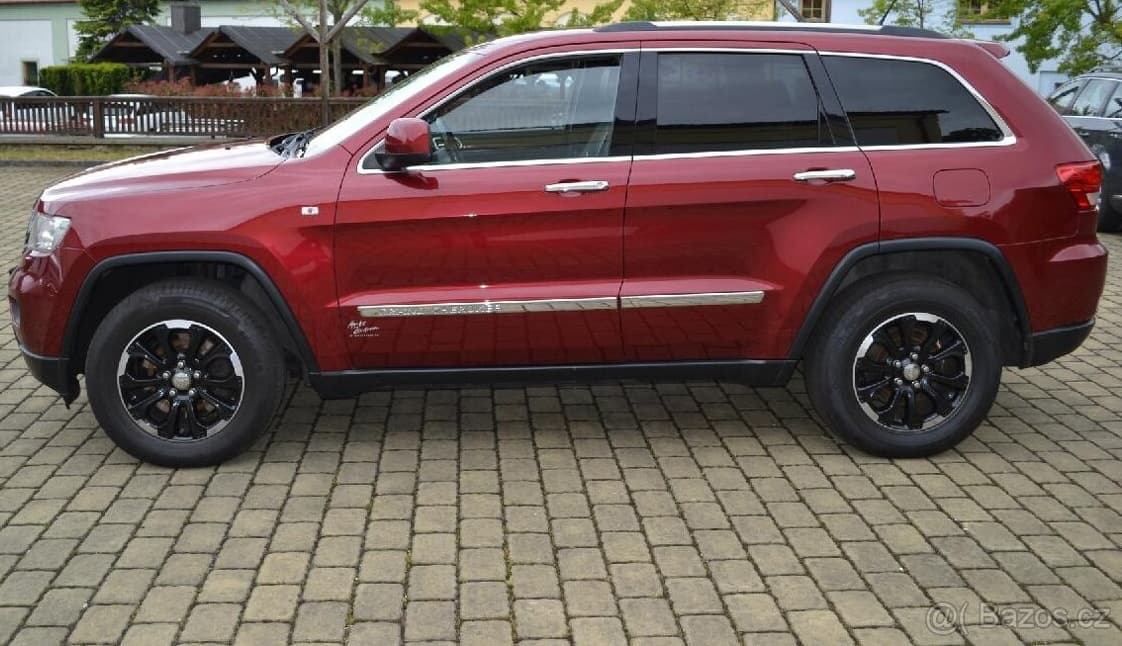 2012 Jeep CHEROKEE