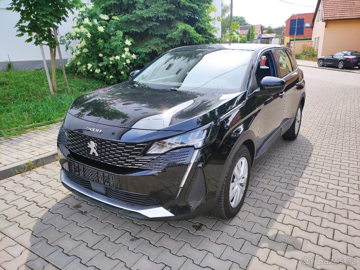 2021 Peugeot 5008