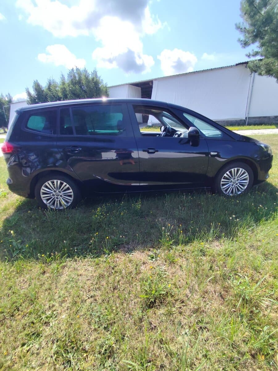 2017 Opel ZAFIRA