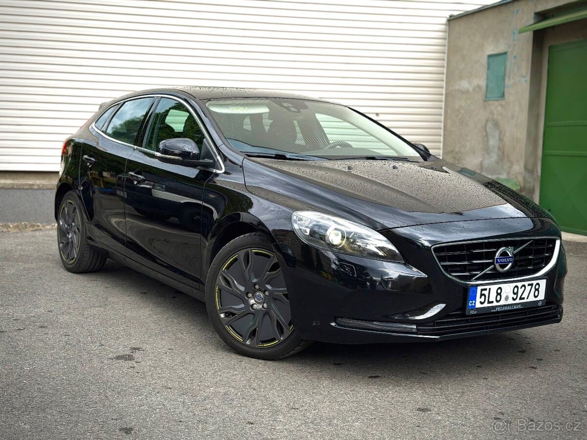 2016 Volvo V40