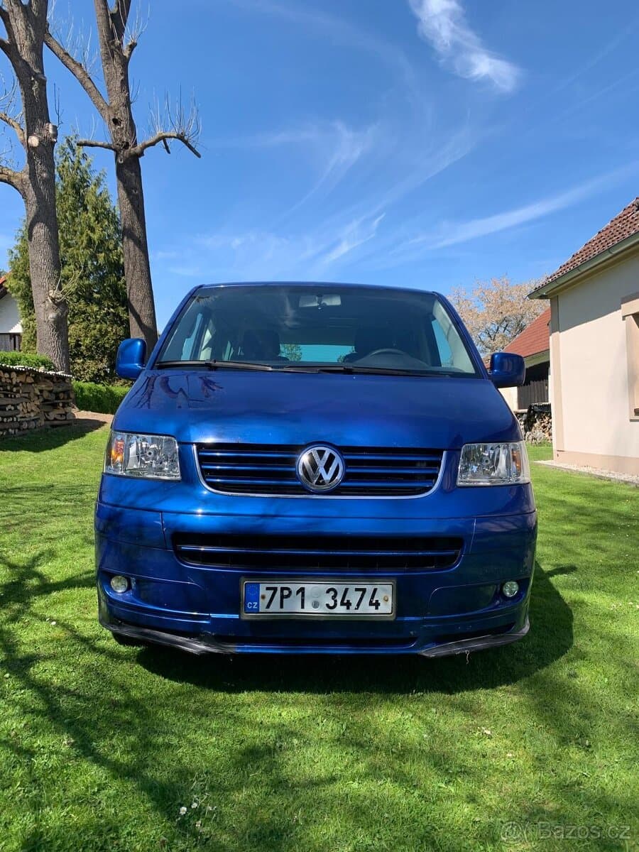 2005 Volkswagen CARAVELLE
