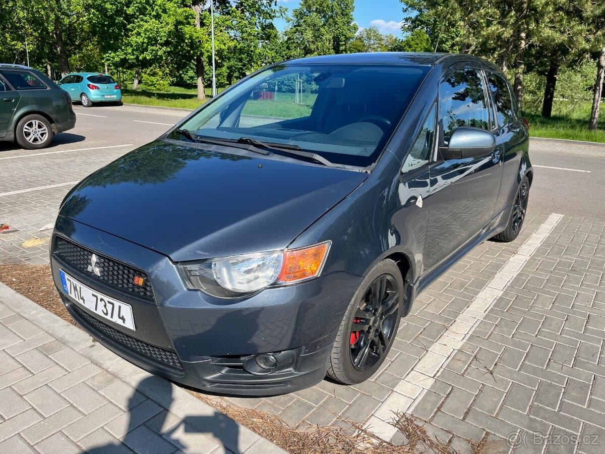 2012 Mitsubishi COLT